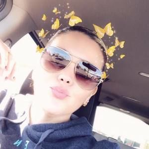 Meet your Posher, Chela